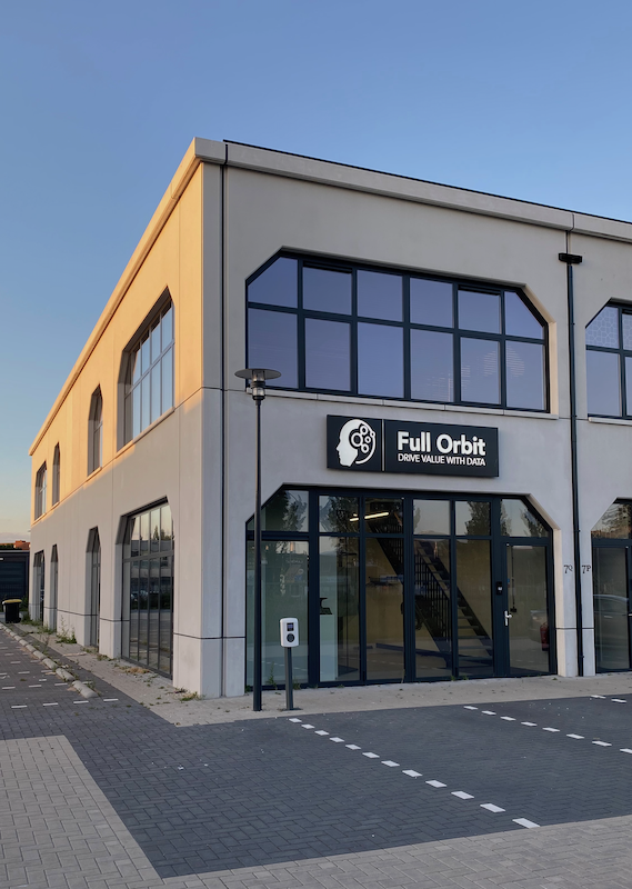 Full Orbit office